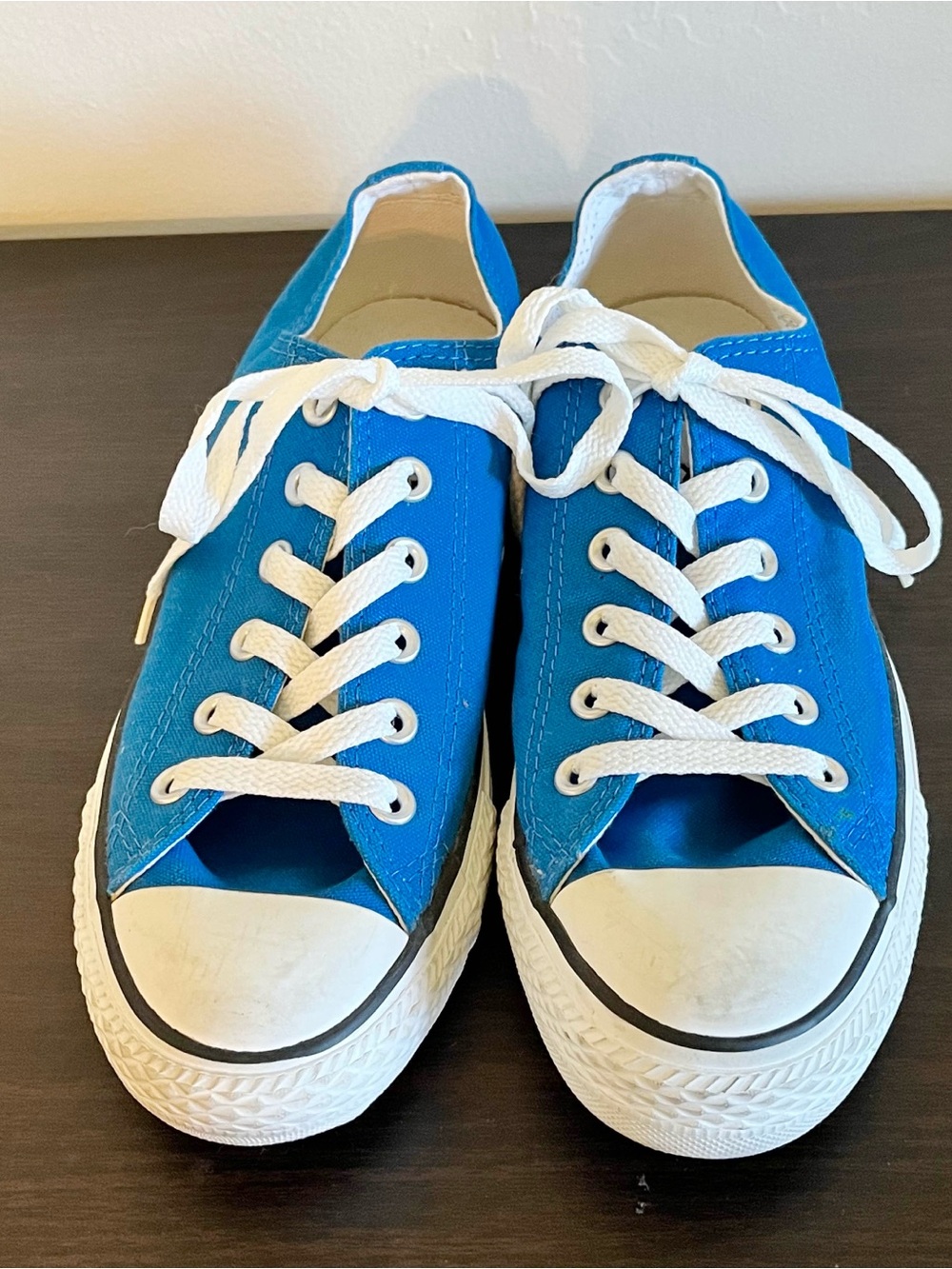 All Star Converse Blue Canvas Low-Top Sneakers with White Laces - Picture 7 of 8